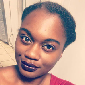 Meet your Posher, Simone